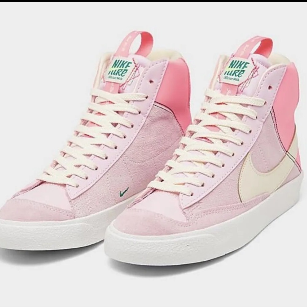 Nike Blazer Mid '77 SE Pink Foam high top